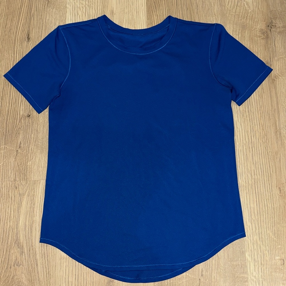 Lululemon athletic t-shirt